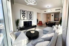 Luxe 2BR Apt near Burj Khalifa